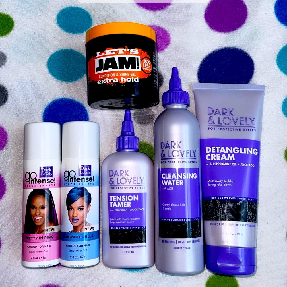 Curlbox Dark and Lovely products